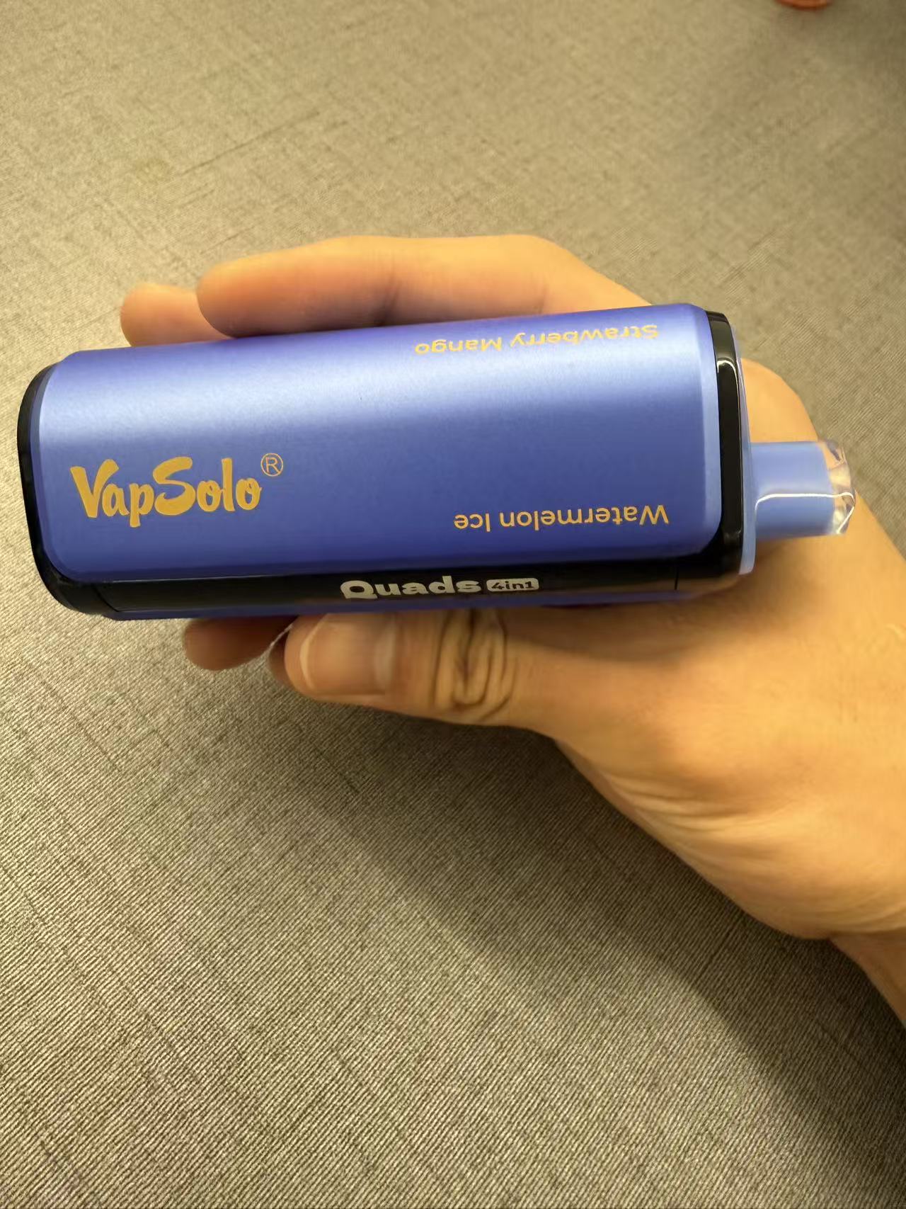 Sergio G. - probando cigarrillos electrónicos y sabores vaper